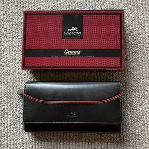 Mancini Gemma Trifold Leather Wallet with RFID security